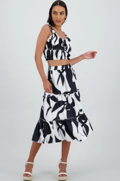 Shasa Midi ruffled skirt with waistband
