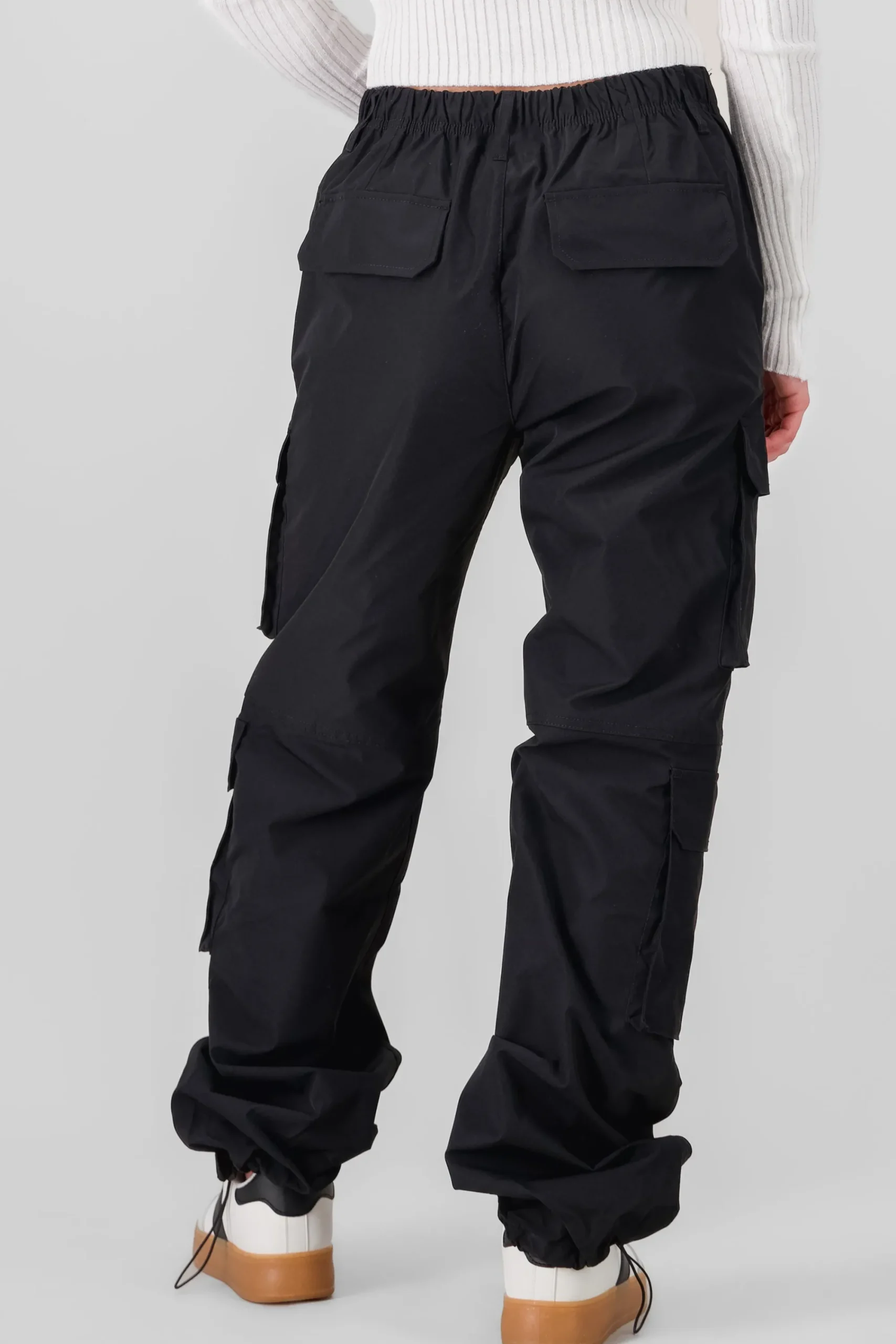 Shasa Multipocket cargo parachute pant