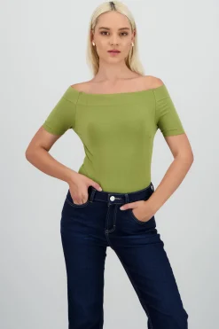Shasa Off shoulder bodysuit