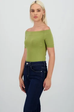Shasa Off shoulder bodysuit