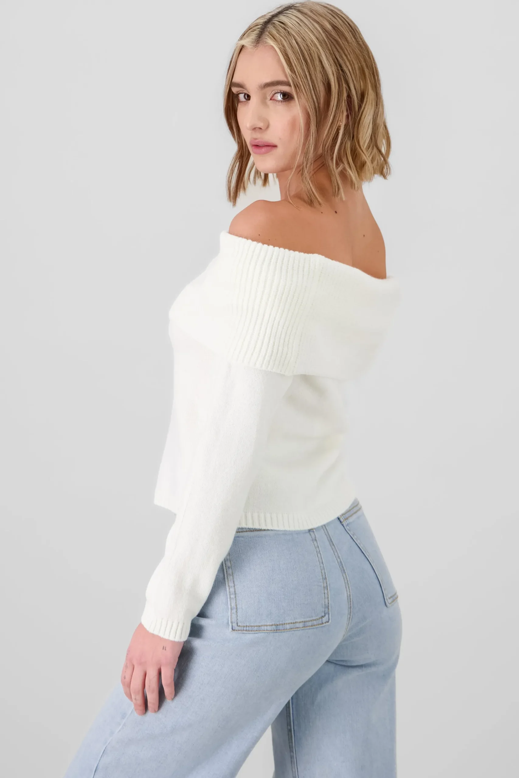 Shasa Off Shoulder Solid Knit Sweater