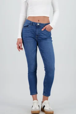 Shasa Regular Waist Skinny Jeans