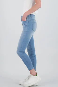 Shasa Regular Waist Skinny Jeans