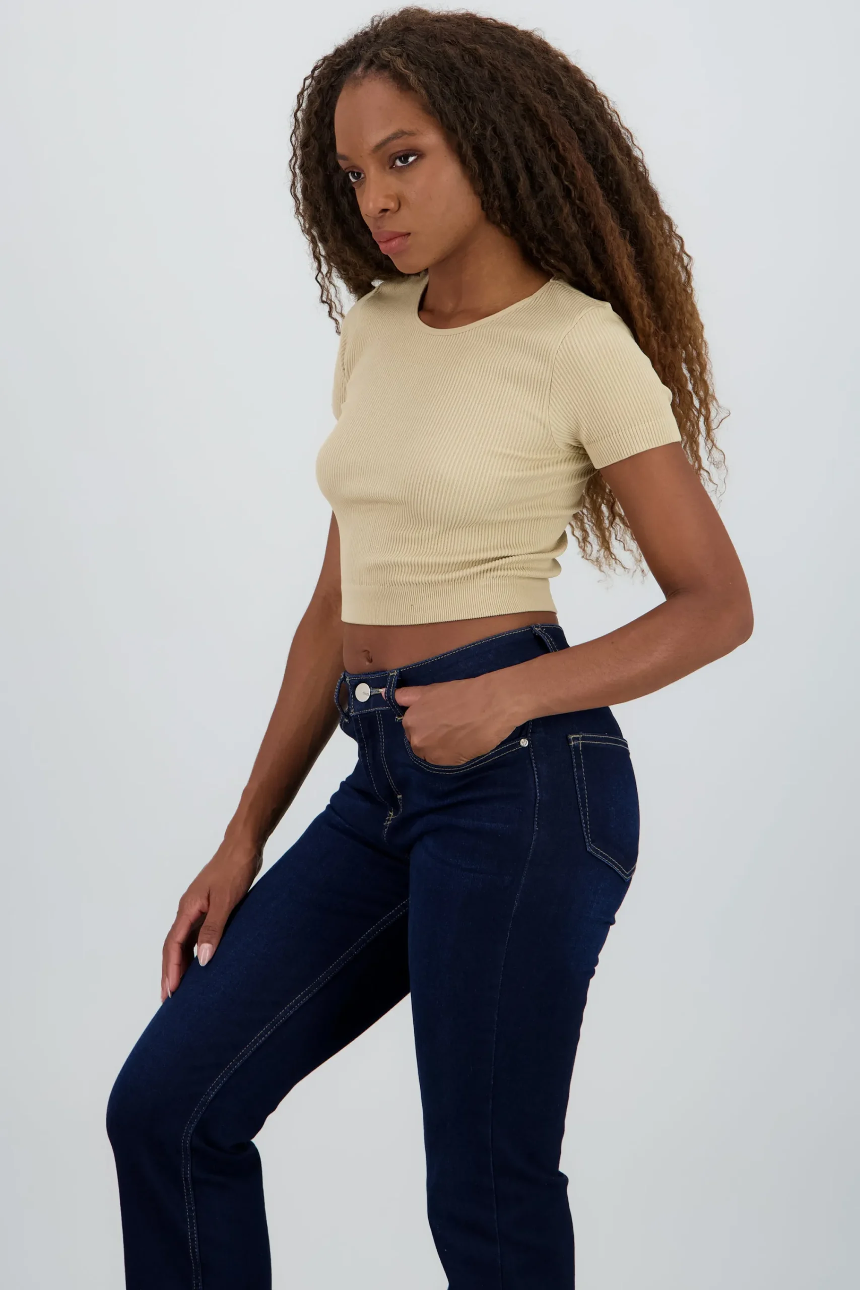 Shasa Ribbed Short Sleeve Cropped Top
