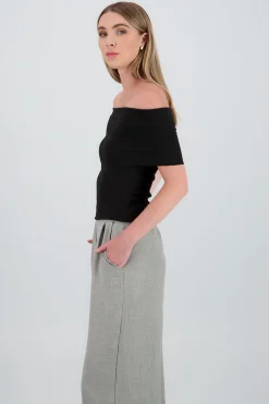 Shasa Ribbed Strapless Top