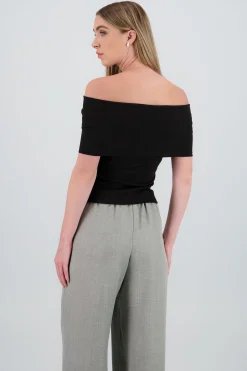 Shasa Ribbed Strapless Top