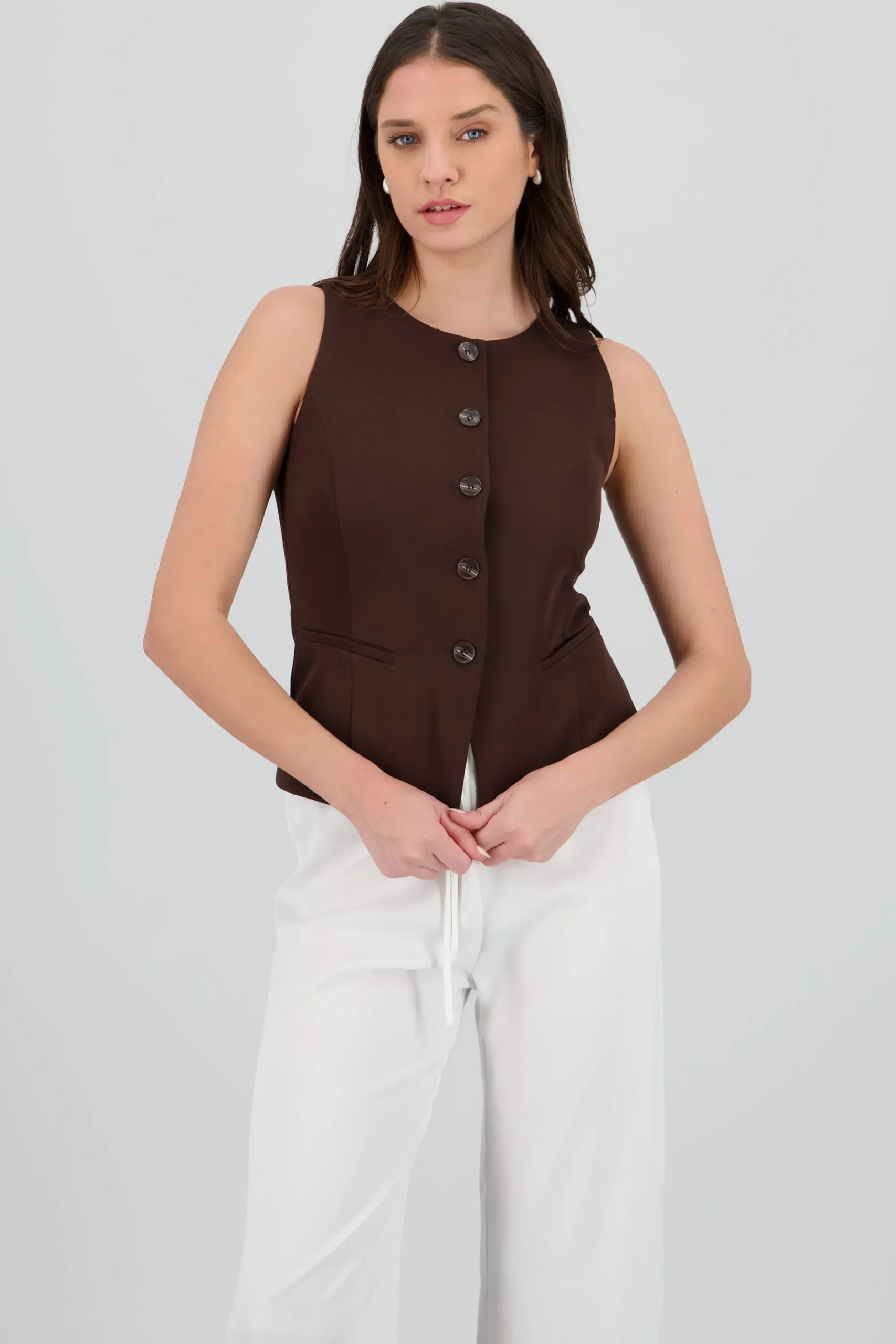 Shasa Round Neck Tarilored Vest