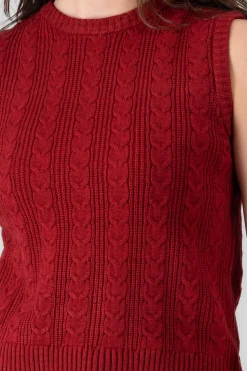 Shasa Round Neck Vest