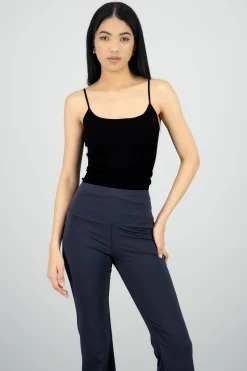 Shasa Seamless Straps Solid Top