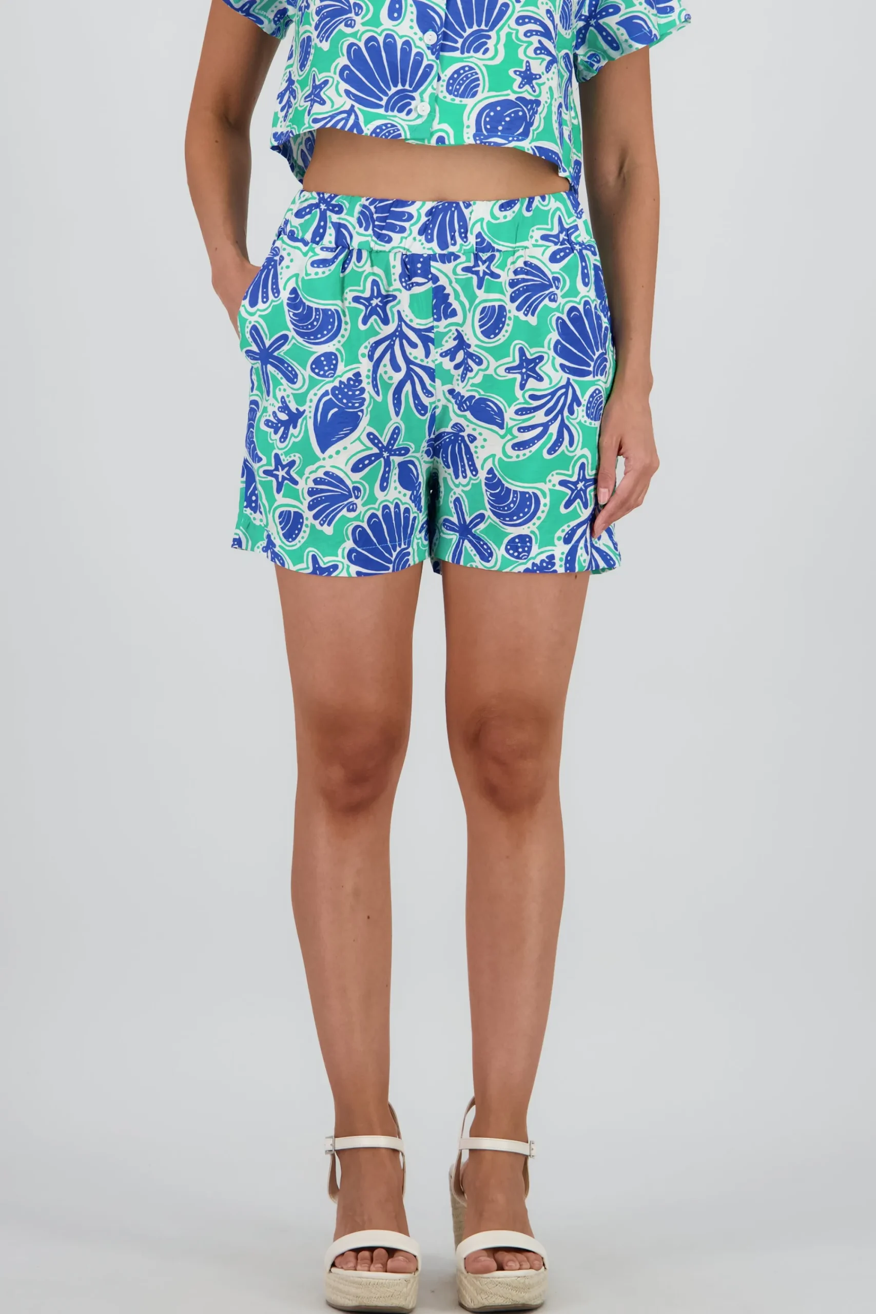 Shasa Shell Print Elastic Waist Shorts