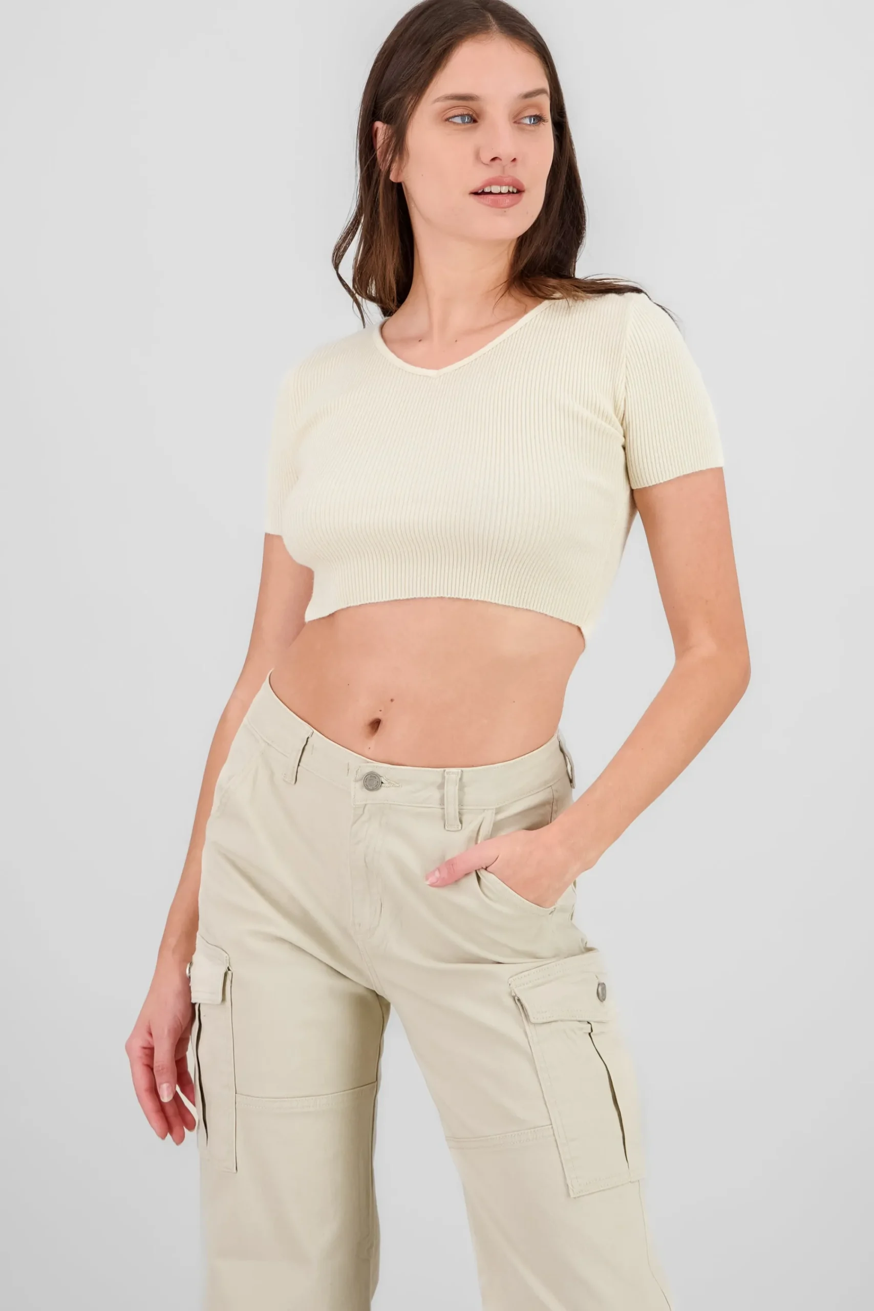 Shasa Short Sleeve Knit V-Neck Top