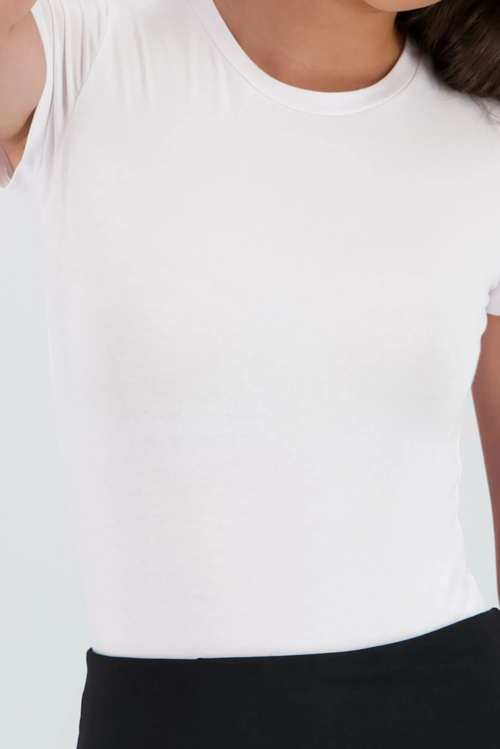 Shasa Short Sleeve Round Neck Bodysuit