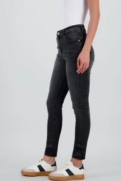 Shasa Skinny Jeans
