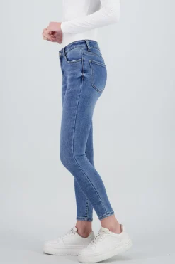 Shasa Skinny Slim Jeans
