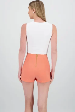 Shasa Sleeveless Cropped Solid Round Neck Top