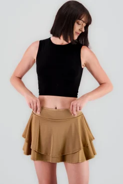 Shasa Sleeveless Cropped Solid Round Neck Top