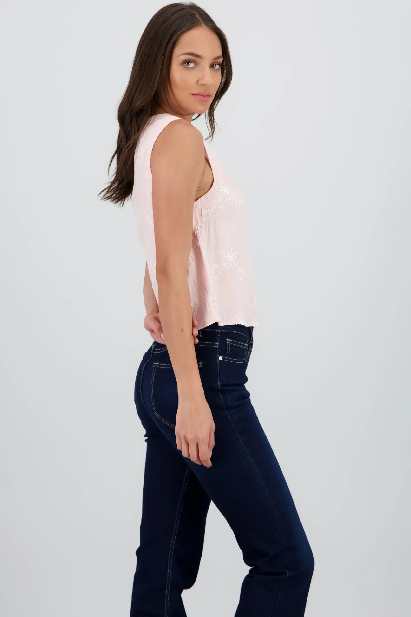 Shasa Sleeveless Round Neck Embroidered Top