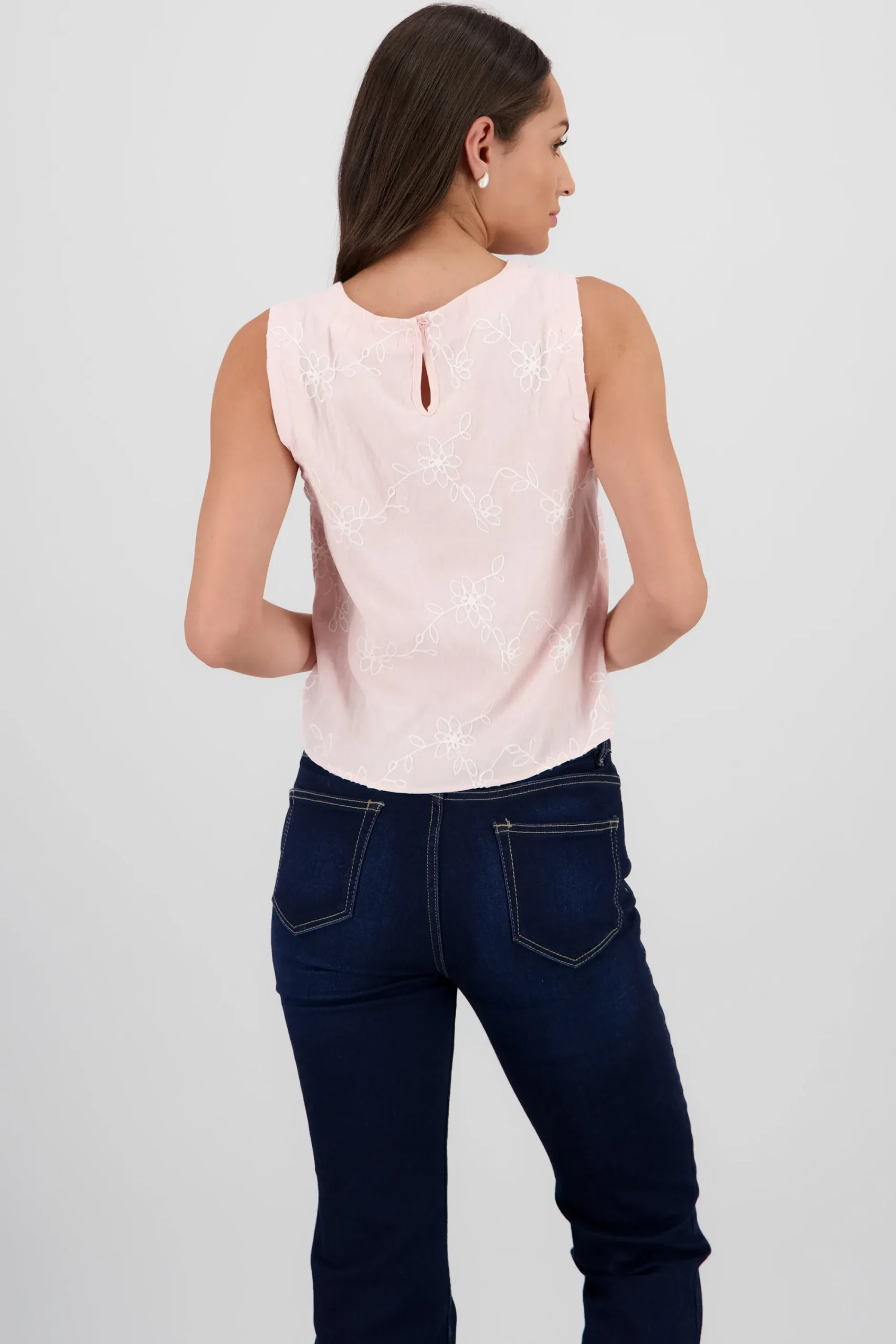 Shasa Sleeveless Round Neck Embroidered Top