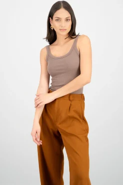 Shasa Sleeveless Round-Neck Ribbed Top