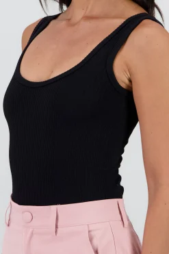 Shasa Sleeveless Seamless Bodysuit