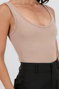 Shasa Sleeveless Seamless Bodysuit