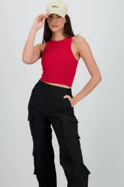 Shasa Sleeveless Seamless Round Neck Top