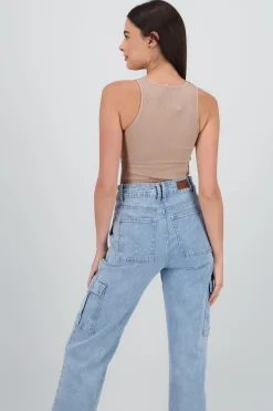 Shasa Sleeveless Seamless Round Neck Top