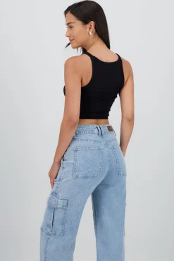 Shasa Sleeveless Seamless Round Neck Top