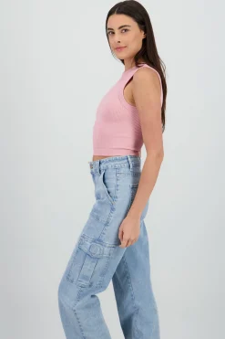 Shasa Sleeveless Seamless Solid Top