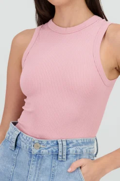 Shasa Sleeveless Seamless Solid Top