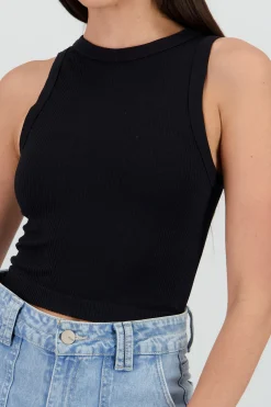 Shasa Sleeveless Seamless Solid Top