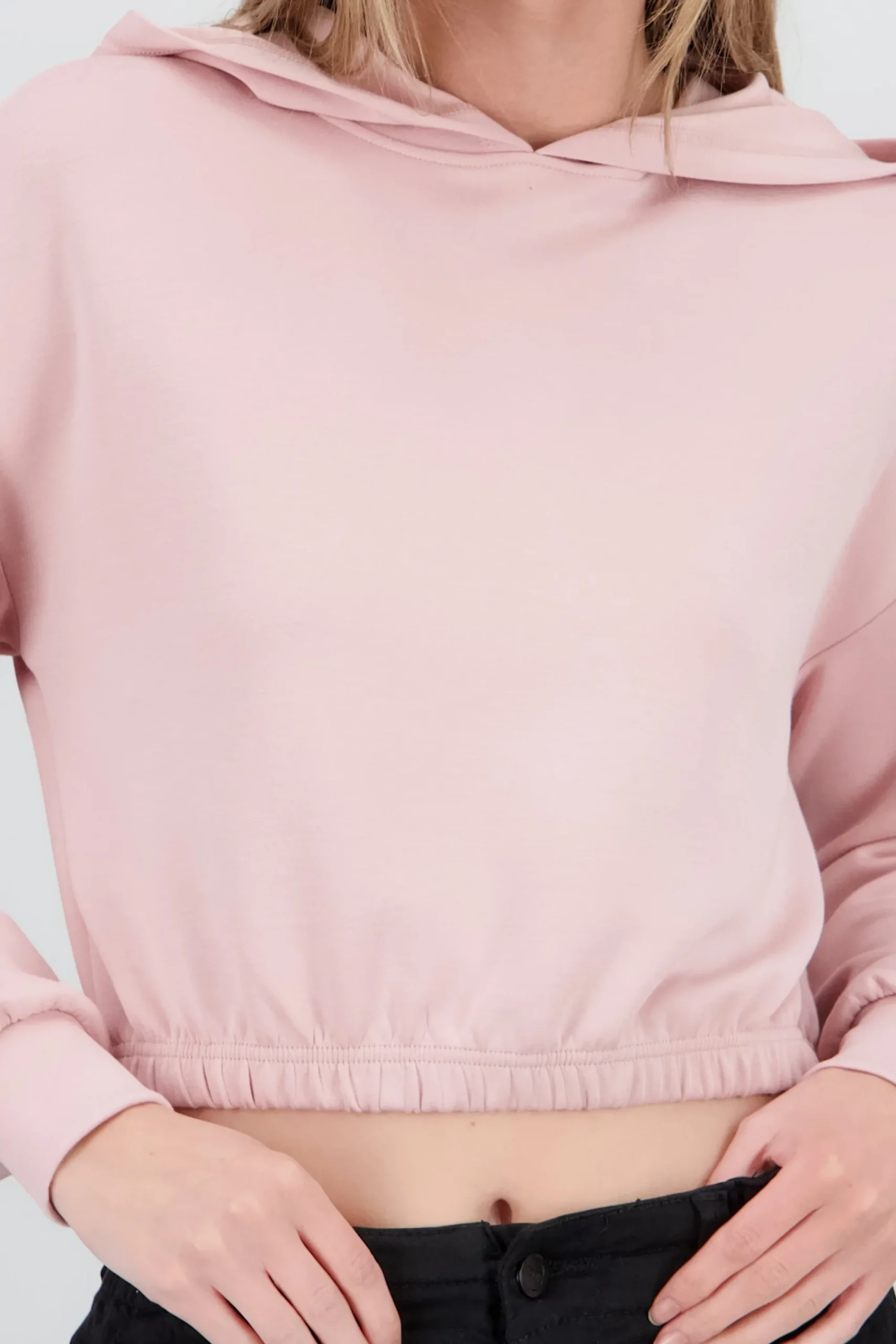 Shasa Soft Cropped Sweatshirt