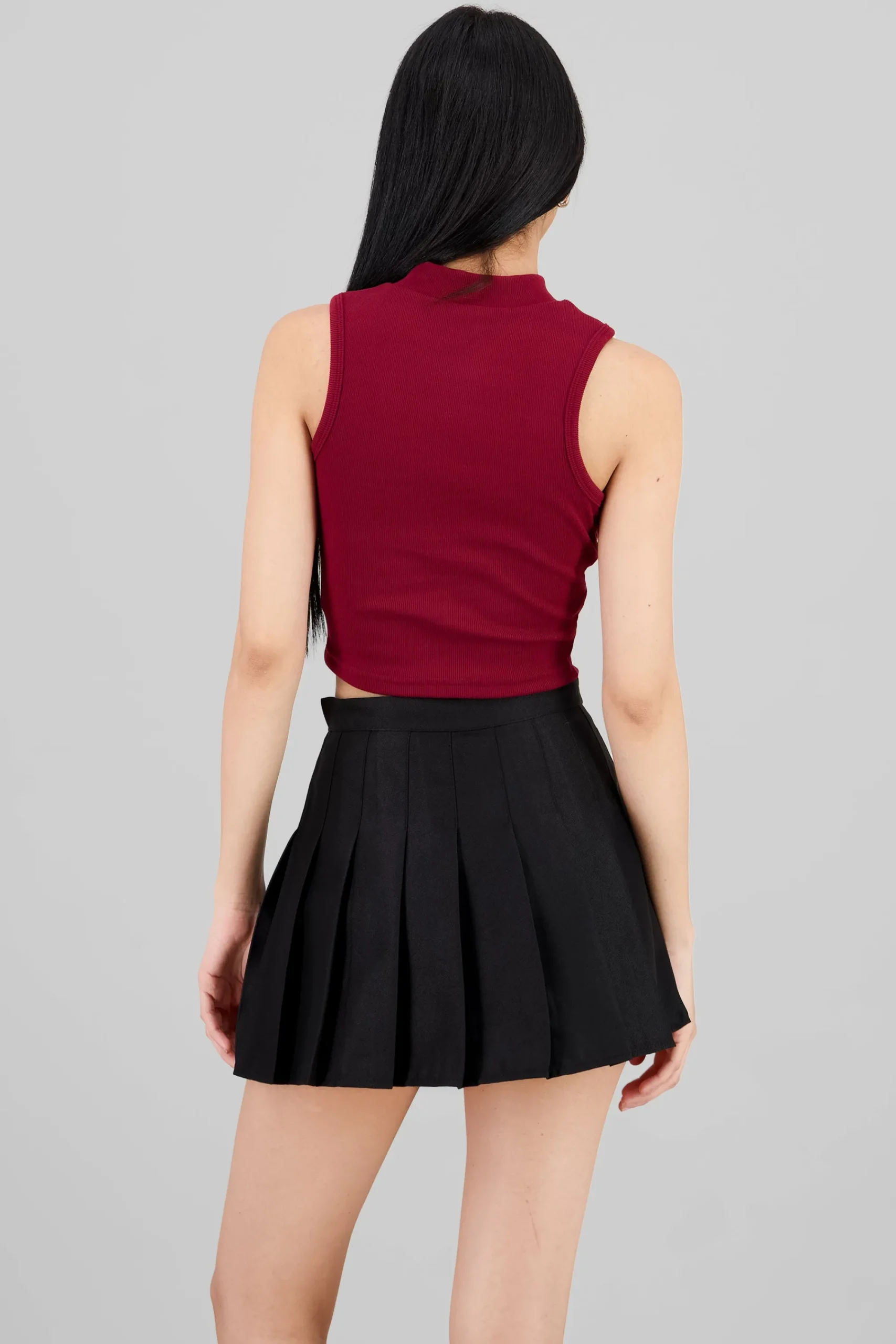 Shasa Soft Ribbed Sleeveless Top