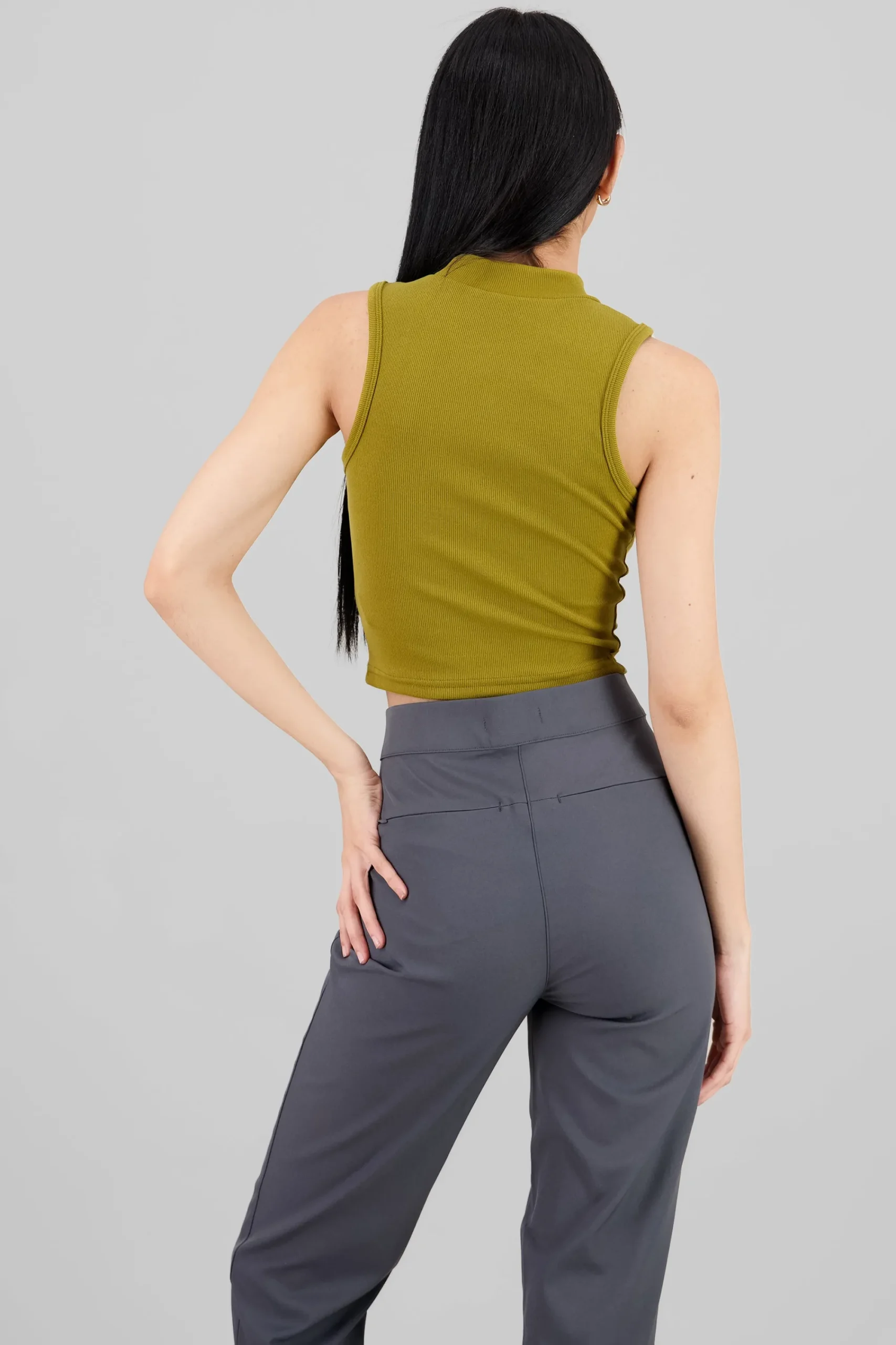 Shasa Soft Ribbed Sleeveless Top