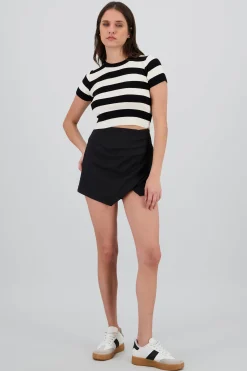 Shasa Solid Asymmetric Skirt