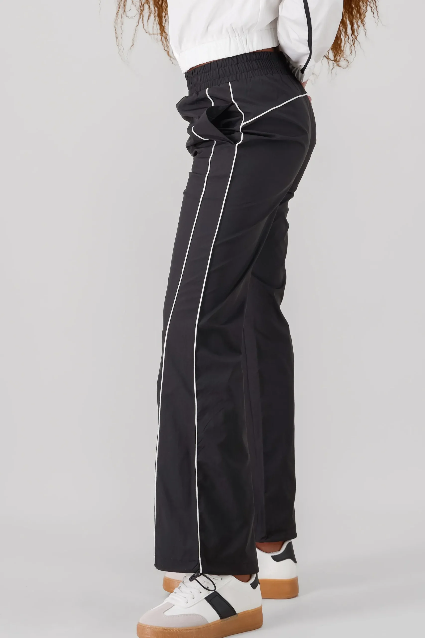 Shasa Solid Contrast Detail Pants