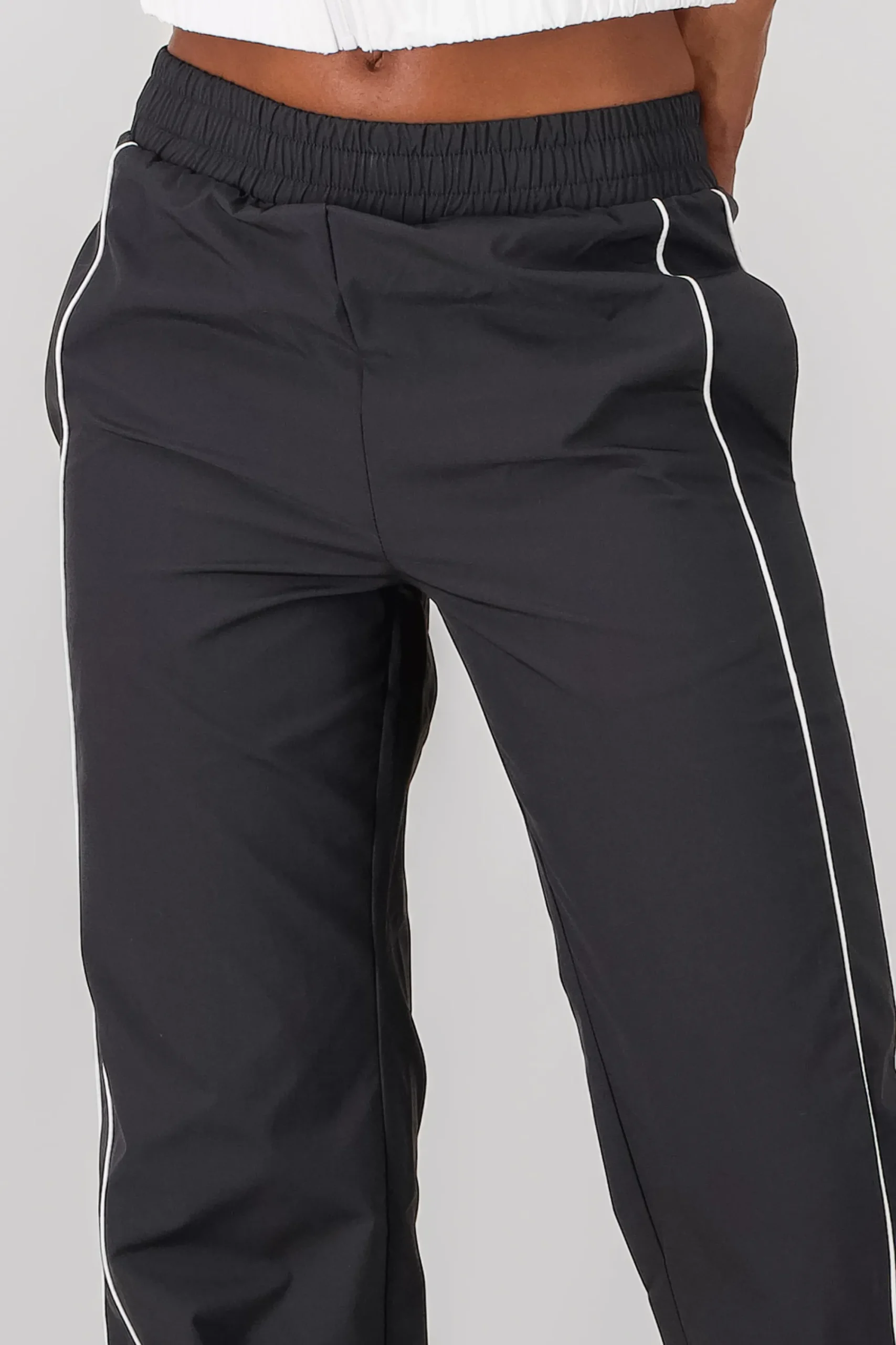 Shasa Solid Contrast Detail Pants