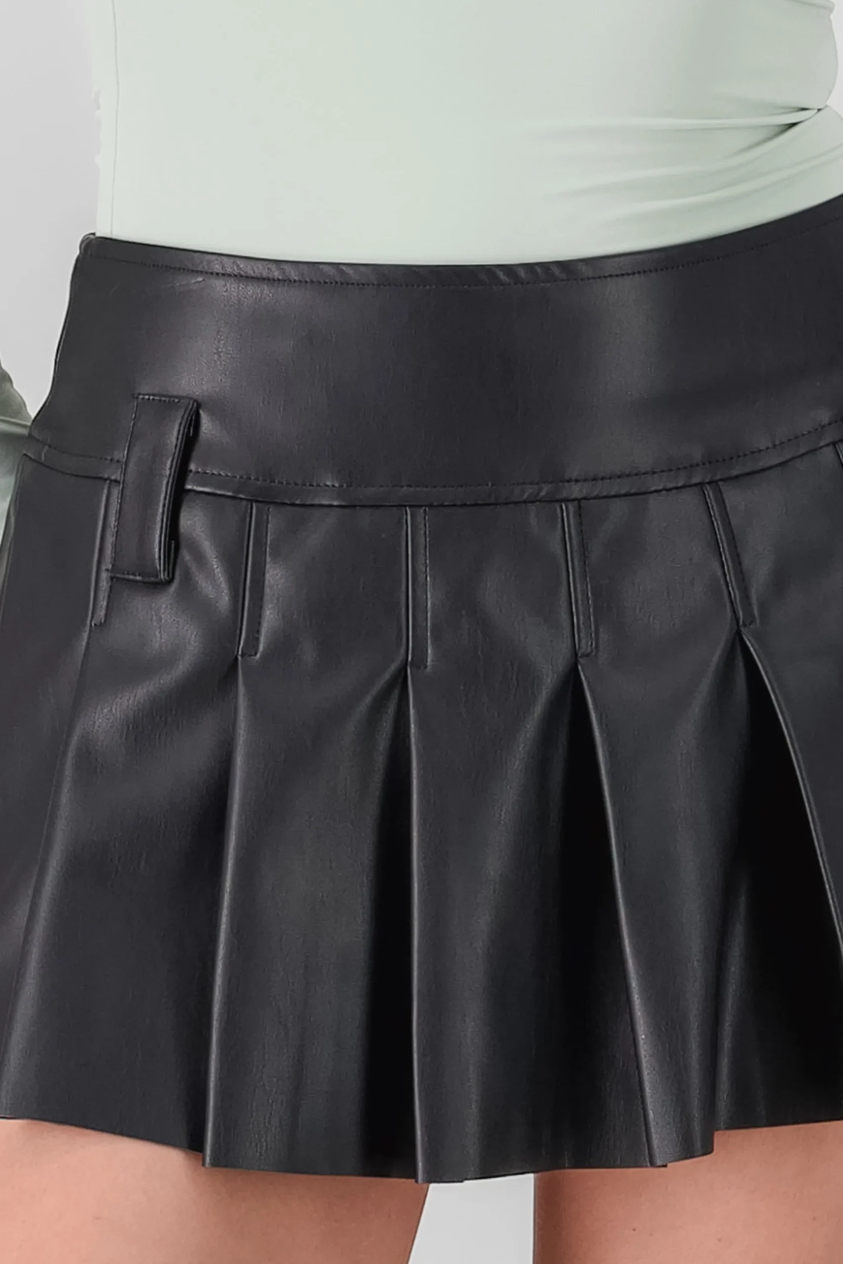 Shasa Solid Faux Leather Mini Skirt