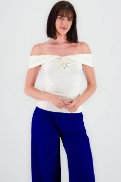 Shasa Solid Ruched Top