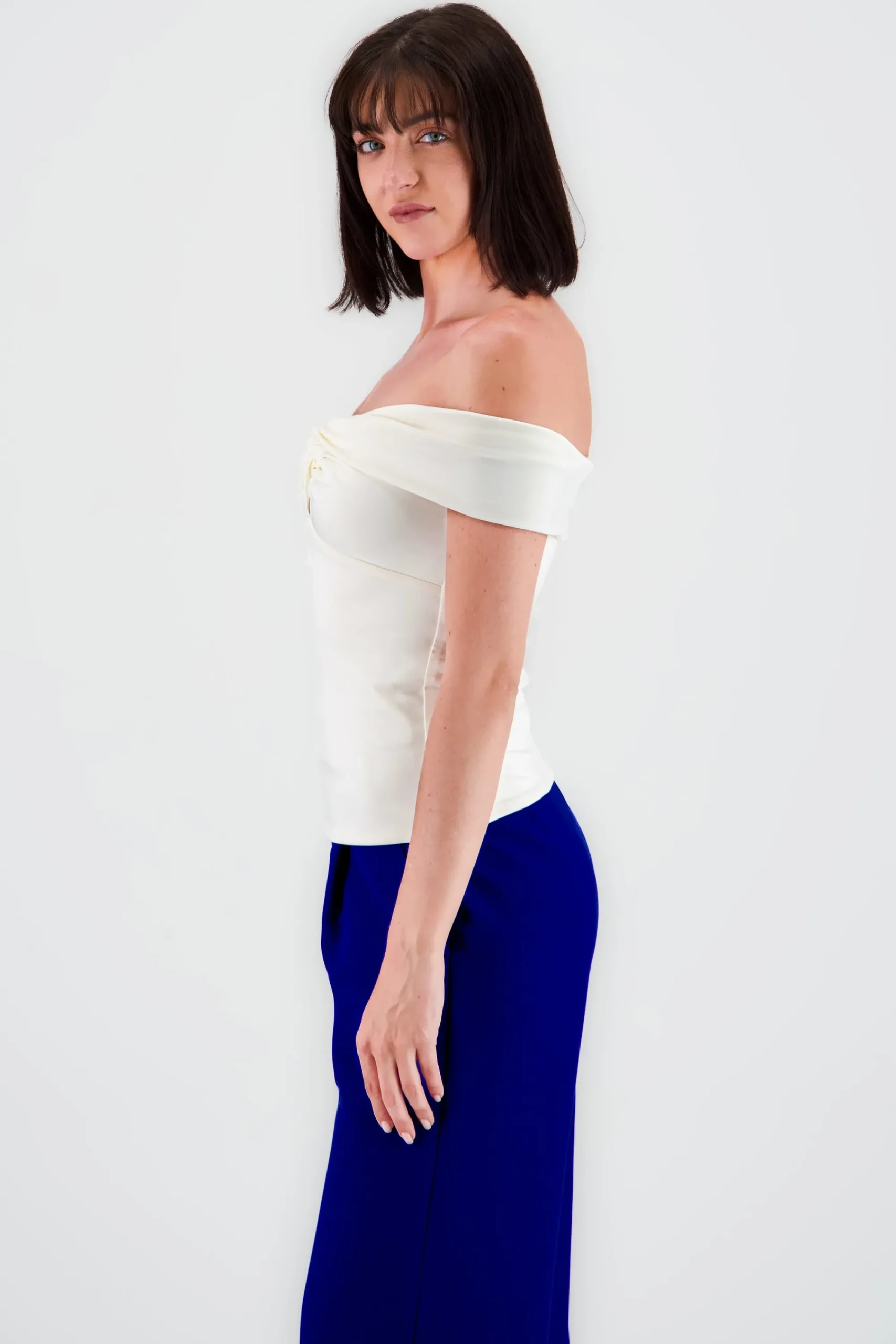 Shasa Solid Ruched Top