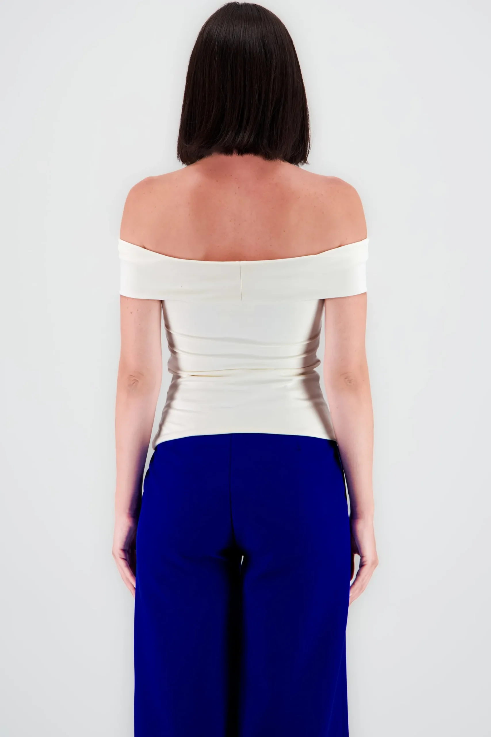 Shasa Solid Ruched Top
