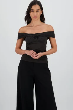 Shasa Solid Ruched Top