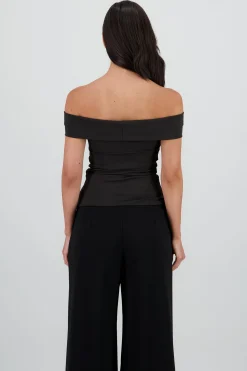 Shasa Solid Ruched Top