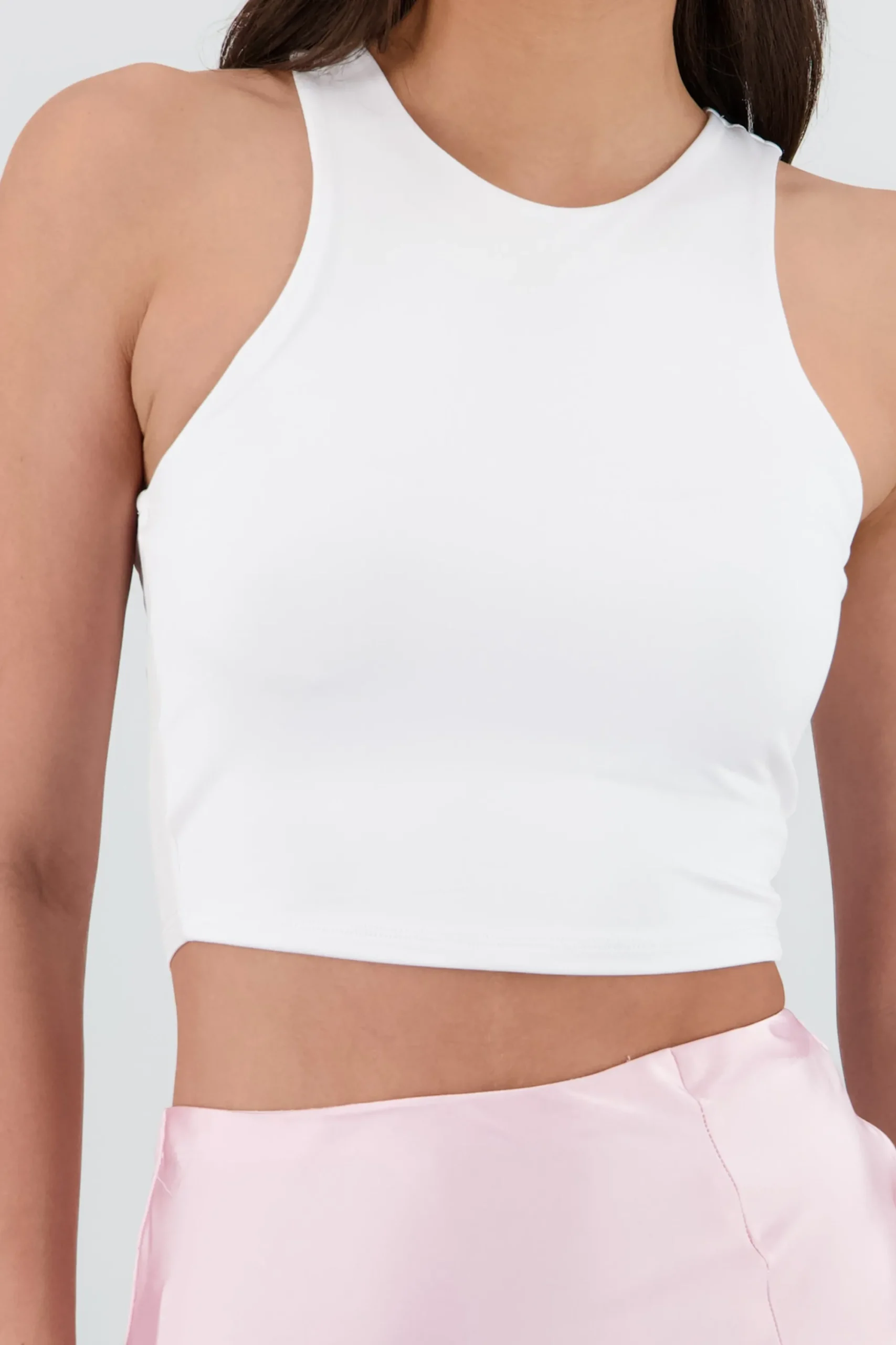 Shasa Solid Sleeveless Round Neck Top