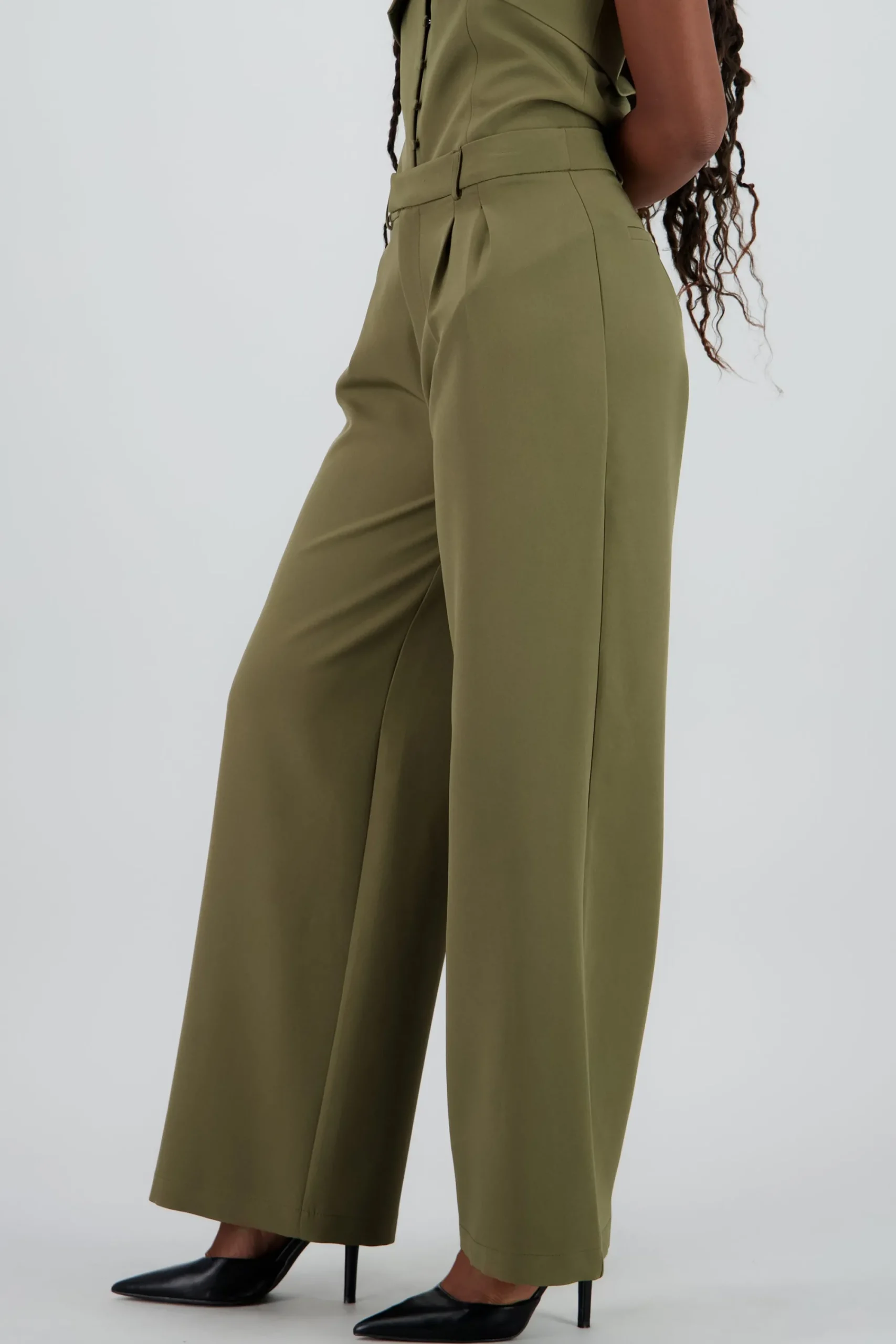 Shasa Solid Tailored Pants