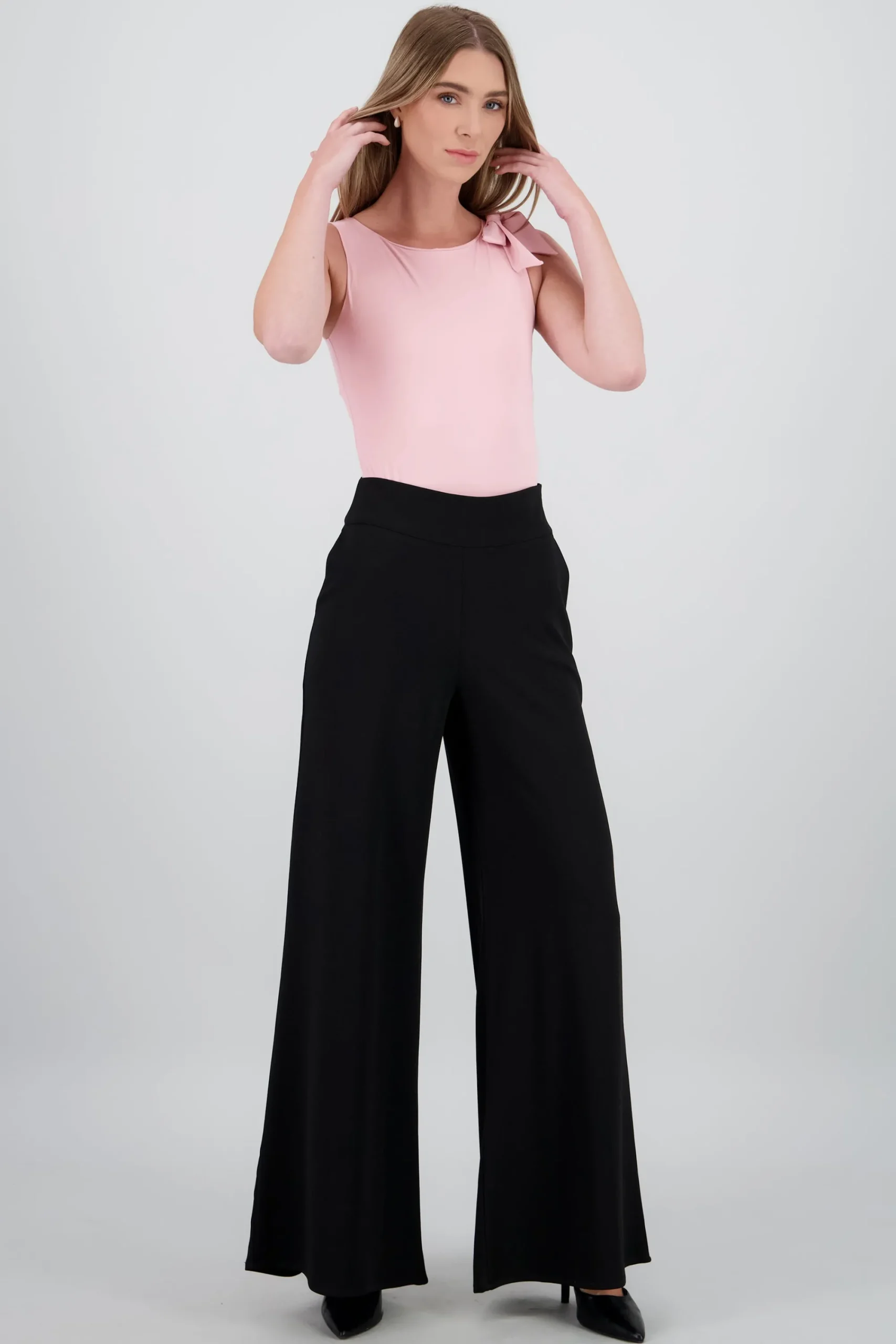 Shasa Solid Wide Leg Pants