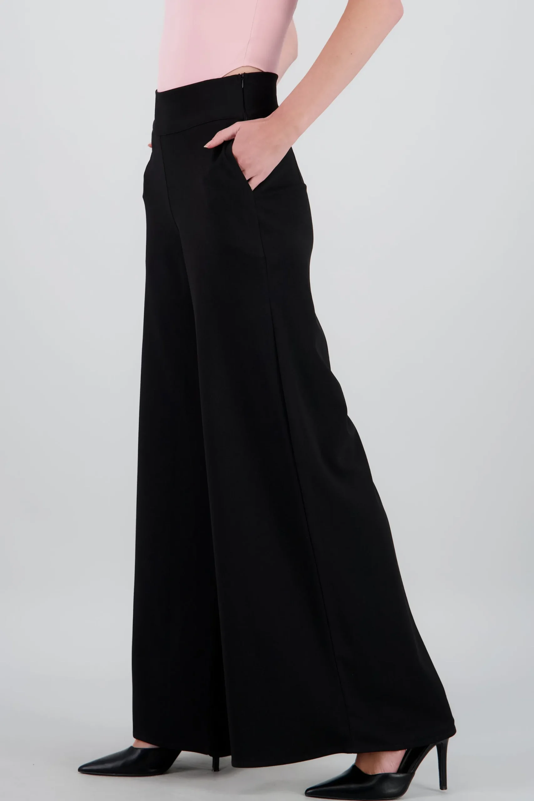 Shasa Solid Wide Leg Pants