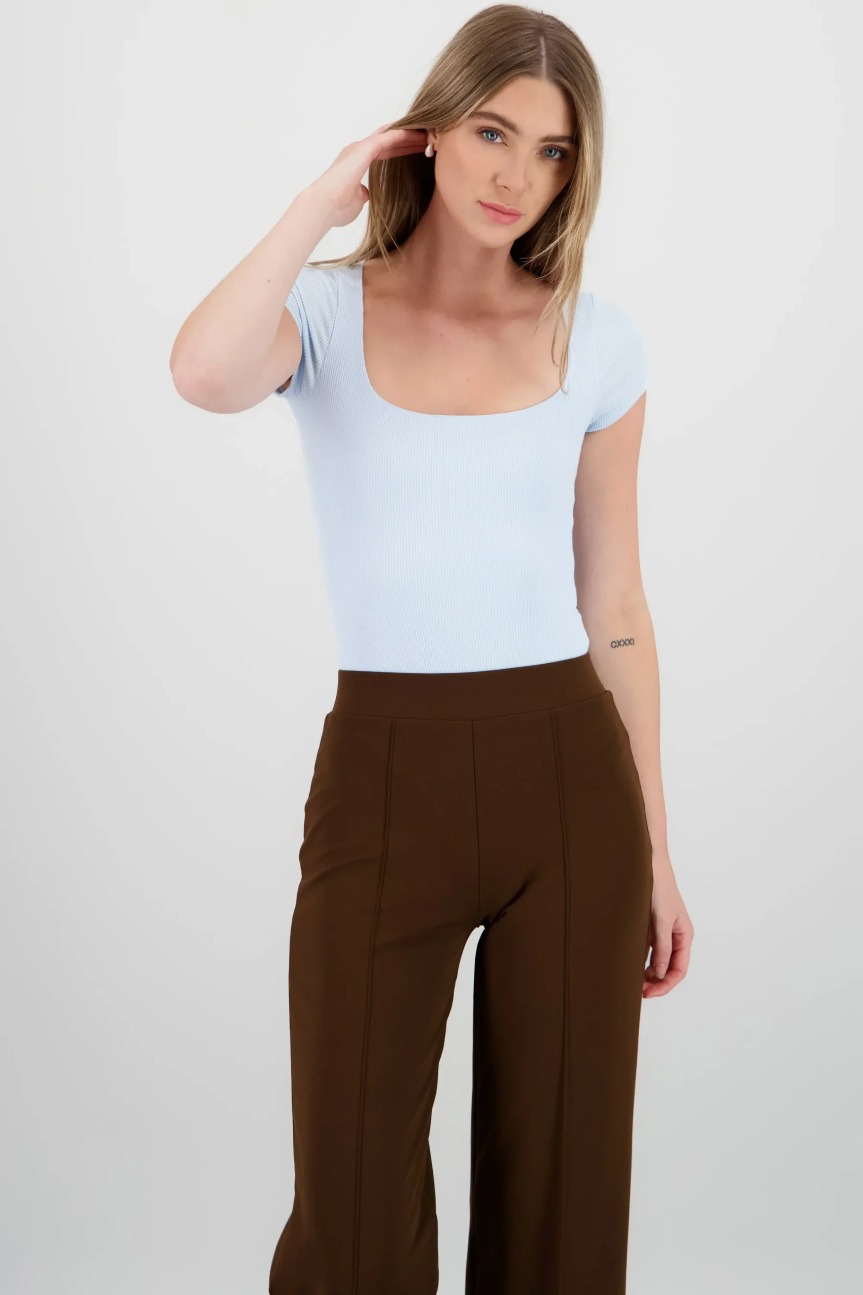 Shasa Square Neck Bodysuit