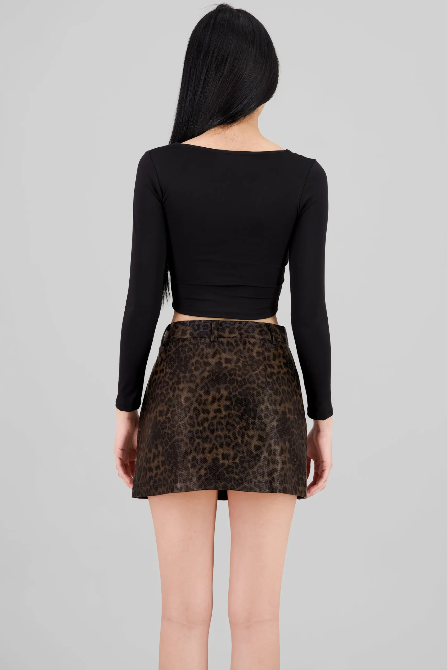 Shasa Square Neck Long Sleeve Top
