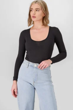 Shasa Square neck long sleeved bodysuit